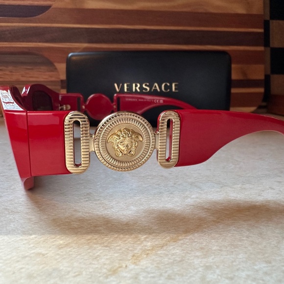 Versace Medusa Biggie Sunglasses - VE4361 - Picture 4 of 5